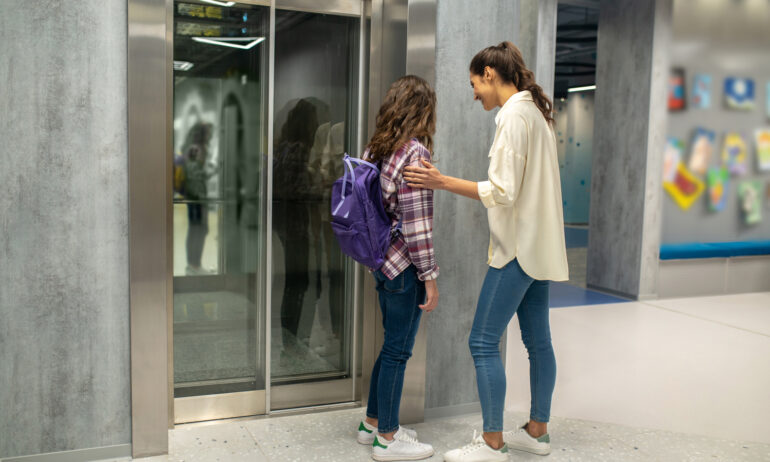 Aspectos clave que debes conocer para contratar el mantenimiento de ascensores 